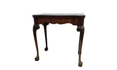 Lot 591 - REPRODUCTION MAHOGANY CARD TABLE
