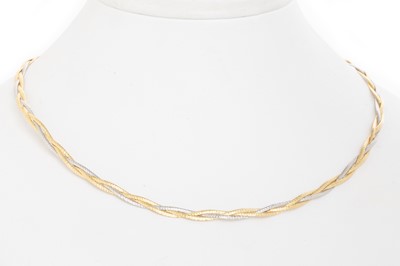 Lot 583 - GOLD COLLAR NECKLACE
