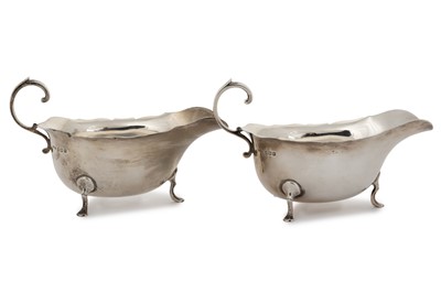 Lot 77 - PAIR OF GEORGE V SILVER SAUCE BOATS