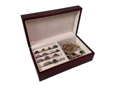 Lot 624 - GROUP OF GEM SET JEWELLERY
