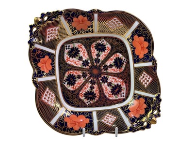 Lot 723 - ROYAL CROWN DERBY IMARI COMPORT