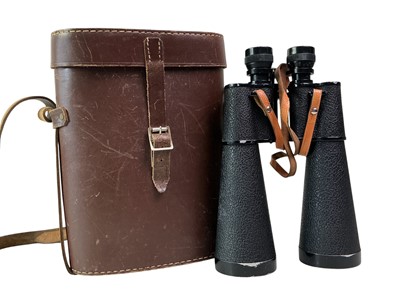 Lot 646 - PAIR OF 25 X 60 BINOCULARS