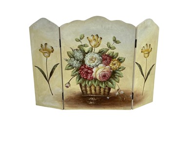 Lot 756 - PAINTED WOOD FIRESCREEN