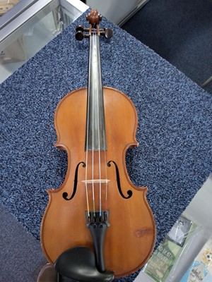 Lot 1055 - FRENCH VIOLIN