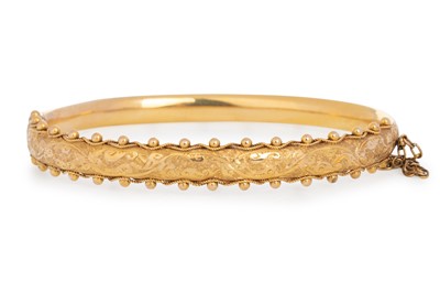Lot 683 - VICTORIAN BANGLE
