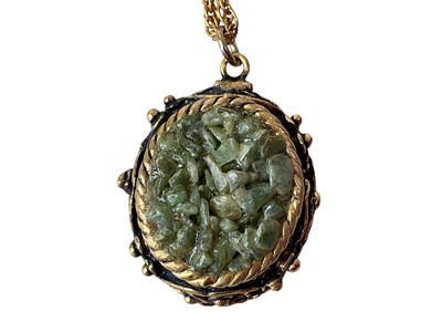 Lot 11 - GROUP OF JADE AND OTHER JEWELLERY