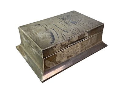 Lot 15 - GEORGE VI SILVER CIGARETTE BOX