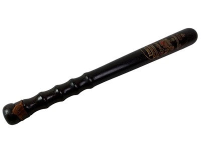 Lot 71 - GEORGE V POLICE TRUNCHEON