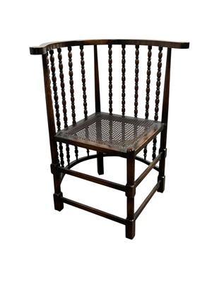 Lot 67 - GEORGE V MAHOGANY CORNER CHAIR