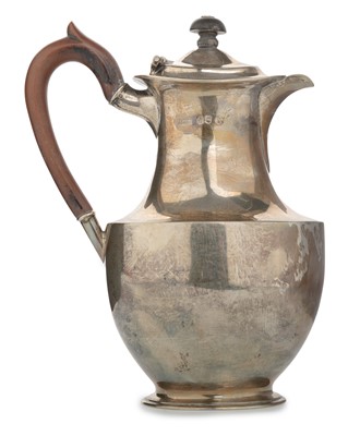 Lot 93 - GEORGE V SILVER HOT WATER JUG