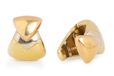 Lot 738 - PAIR OF BI-COLOUR GOLD EARRINGS