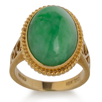 Lot 752 - HAWAIIAN JADE DRESS RING