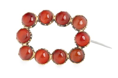 Lot 716 - VICTORIAN OBLONG BROOCH