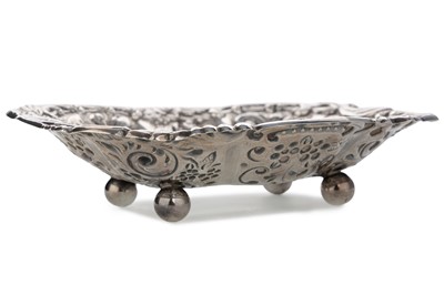 Lot 127 - VICTORIAN SILVER COMPORT