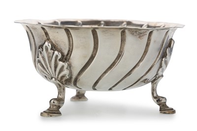 Lot 128 - LATE VICTORIAN SILVER BOWL