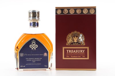 Lot 418 - CHIVAS QUEEN'S AWARD FOR EXPORT ACHIEVEMENT 1995 DECANTER 75CL