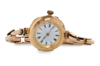 Lot 882 - GOLD CASED MANUAL WIND WRIST WATCH