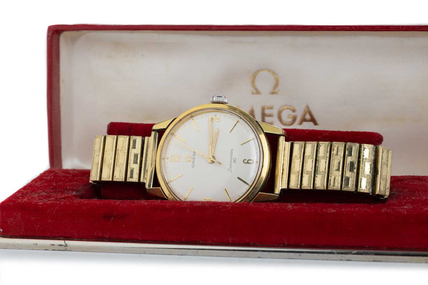 Lot 883 - OMEGA SEAMASTER 30