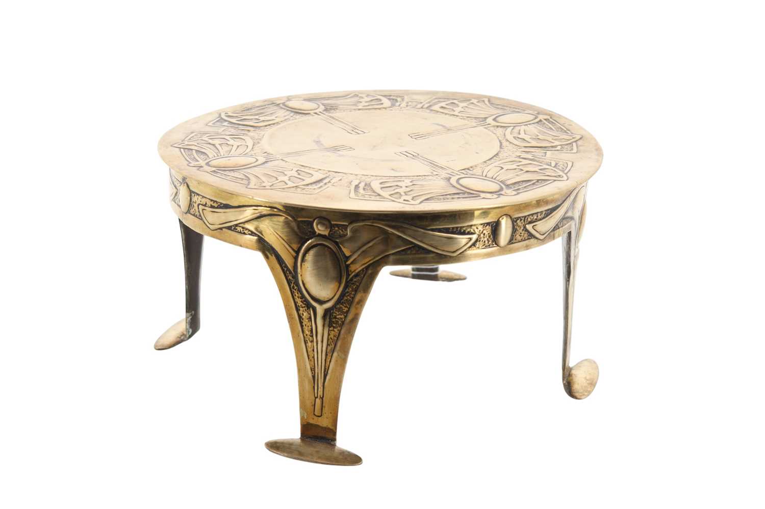 Lot 1711 - GLASGOW SCHOOL ARTS & CRAFTS BRASS TRIVET STAND