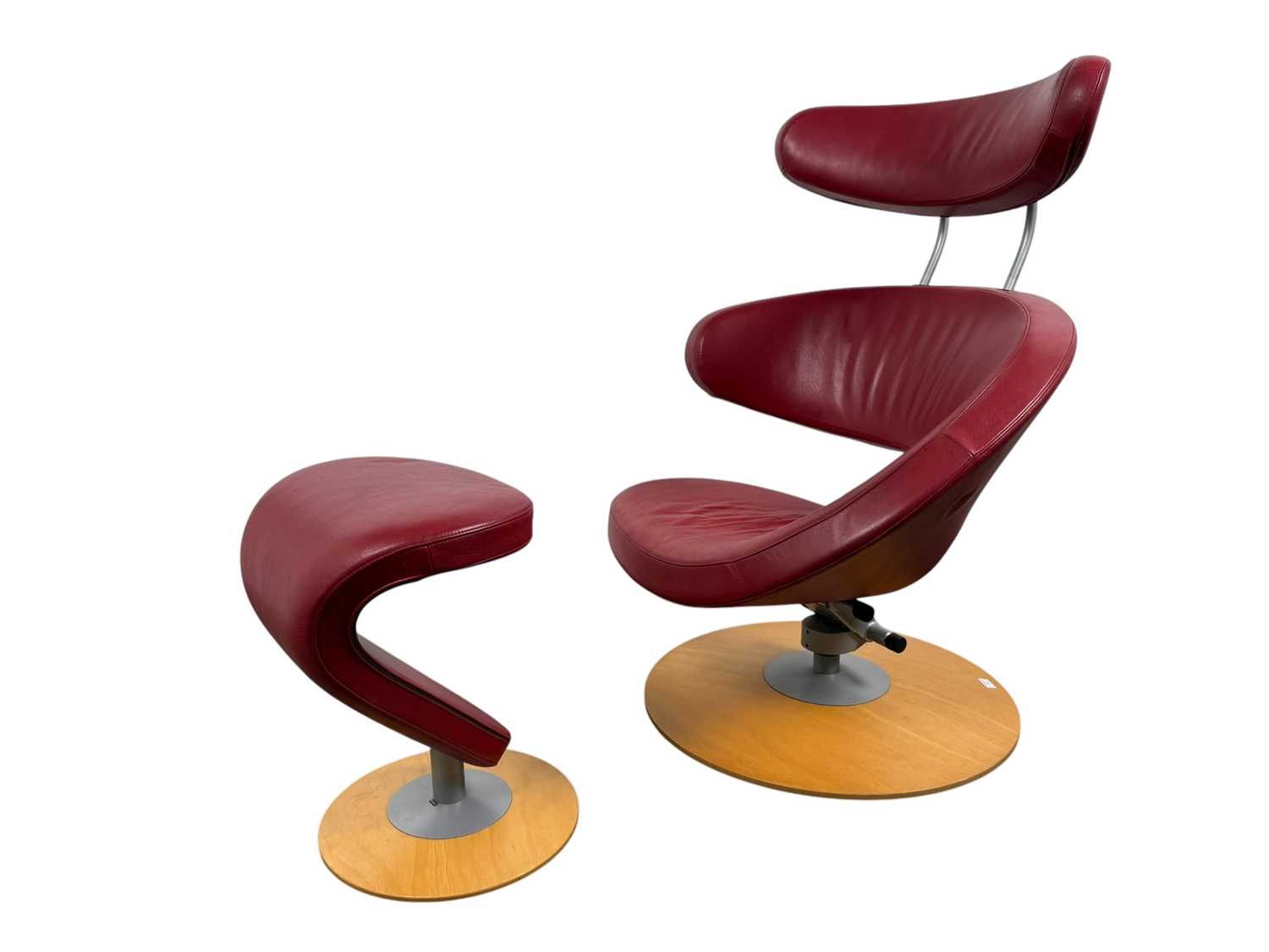 Lot 1717 - STOKKE SPINNING CHAIR