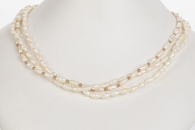 Lot 782 - PEARL NECKLACE, BRACELET AND EARRINGS