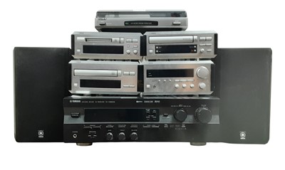 Lot 75 - YAMAHA STACKING HI-FI SYSTEM