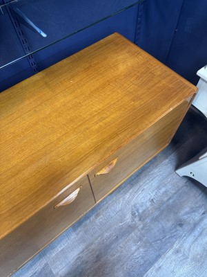 Lot 1718 - BEITHCRAFT SIDEBOARD