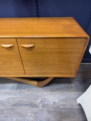 Lot 1718 - BEITHCRAFT SIDEBOARD