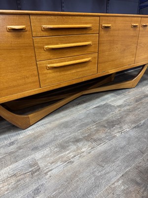 Lot 1718 - BEITHCRAFT SIDEBOARD