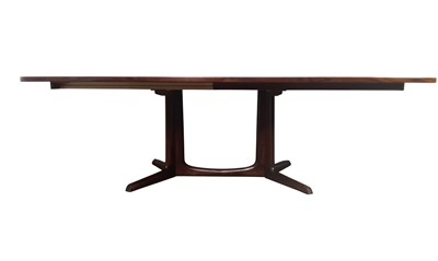 Lot 1731 - GUDME MOBELFABRIK ROSEWOOD DINING TABLE