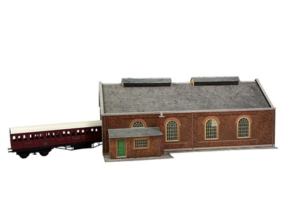 Lot 32 - COLLECTION OF MODEL RAILWAYANA