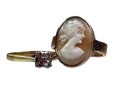 Lot 7 - TWO GOLD RINGS