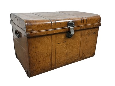 Lot 105 - MAHOGANY STORAGE CHEST