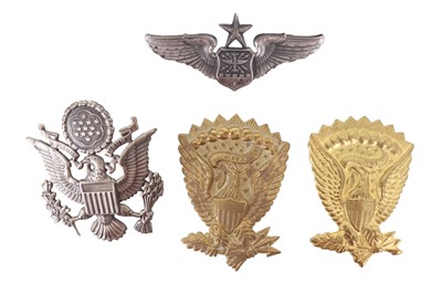 Lot 1264 - COLLECTION OF U. S. FORCES METAL BADGES AND MEDALS