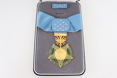 Lot 1264 - COLLECTION OF U. S. FORCES METAL BADGES AND MEDALS