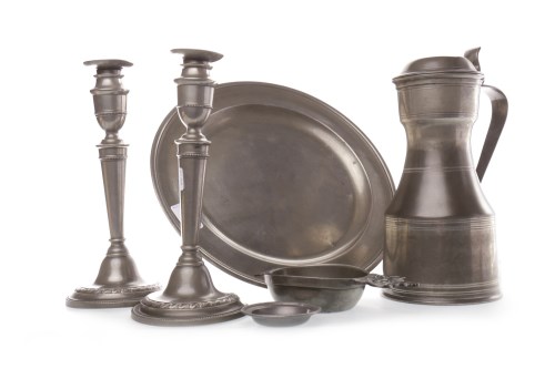 Lot 1206 - EARLY 19TH CENTURY PEWTER TAPPIT HEN the neck...