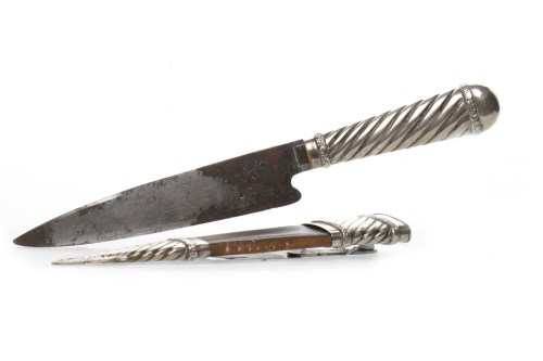 Lot 1276 - 19TH CENTURY 'GUACHO' KNIFE the blade marked...