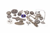 Lot 378 - GOOD LOT OF SCOTTISH SILVER BROOCHES...