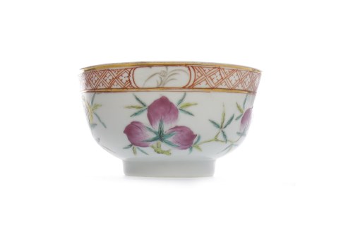 Lot 522 - EARLY 20TH CENTURY CHINESE RICE BOWL decorated...