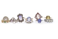 Lot 106 - GROUP OF VARIOUS RINGS comprising four...