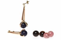 Lot 287 - PAIR OF GOLD HARDSTONE DROP EARRINGS with...