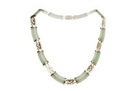 Lot 337 - AMENDMENT - THIS IS A NECKLACE GREEN HARDSTONE...