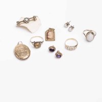 Lot 1913 - COLLECTION OF VICTORIAN GOLD JEWELLERY...