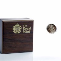 Lot 210 - ROYAL MINT ELIZABETH II GOLD PROOF FULL...