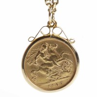 Lot 290 - EDWARD VII GOLD HALF SOVEREIGN DATED 1905 in...