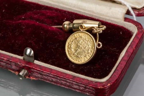 Lot 1503 - UNITED STATES ONE DOLLAR GOLD COIN dated 1853,...