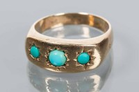 Lot 1706 - GENTLEMAN'S TURQUOISE RING set with three...