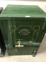 Lot 146 - EARLY 20TH CENTURY PERRY'S SAFE by Thomas...