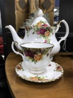 Lot 439 - ROYAL ALBERT OLD COUNTRY ROSES TEA SERVICE