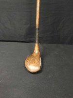 Lot 478 - GOLFING INTEREST: ANTIQUE GOLF CLUB MARKED A....